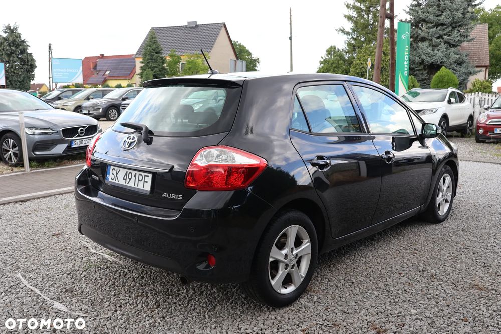 Toyota Auris 1.6 Dynamic - 3
