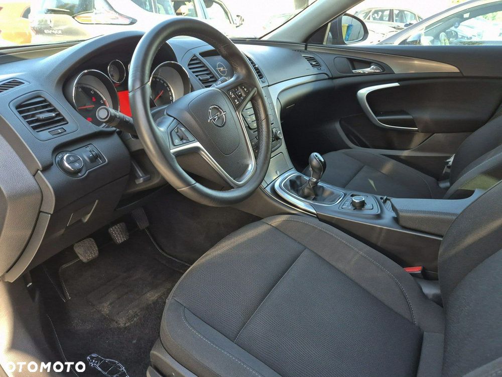Opel Insignia - 7
