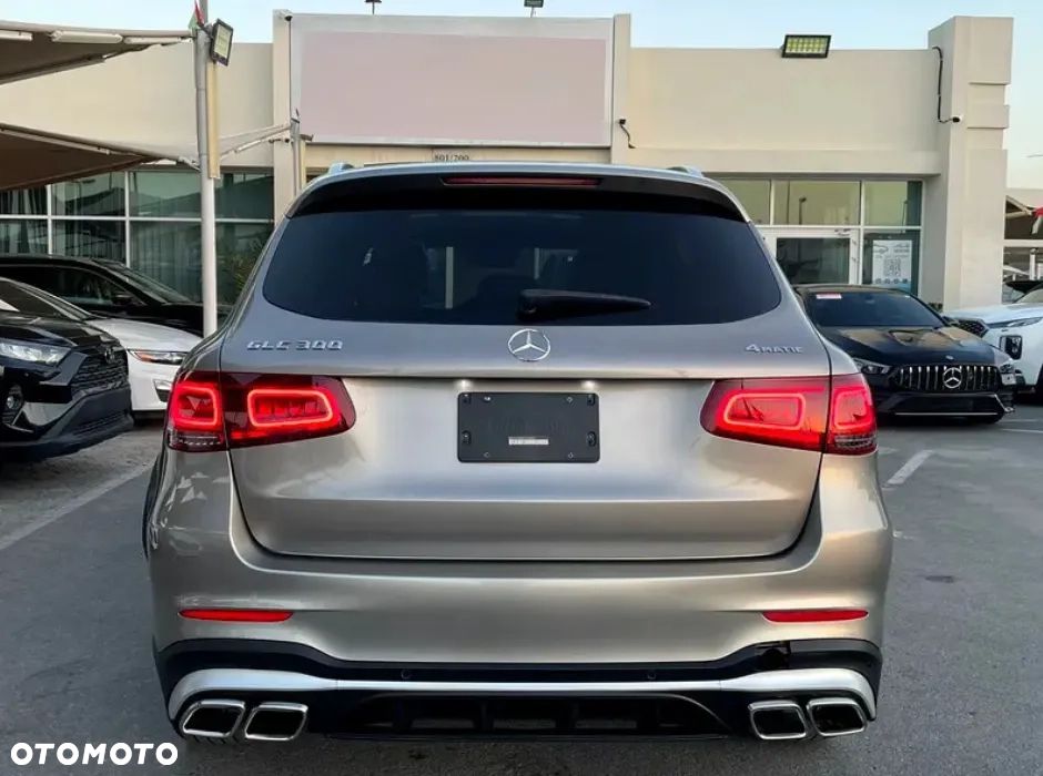Mercedes-Benz GLC 300 4Matic 9G-TRONIC Exclusive - 4