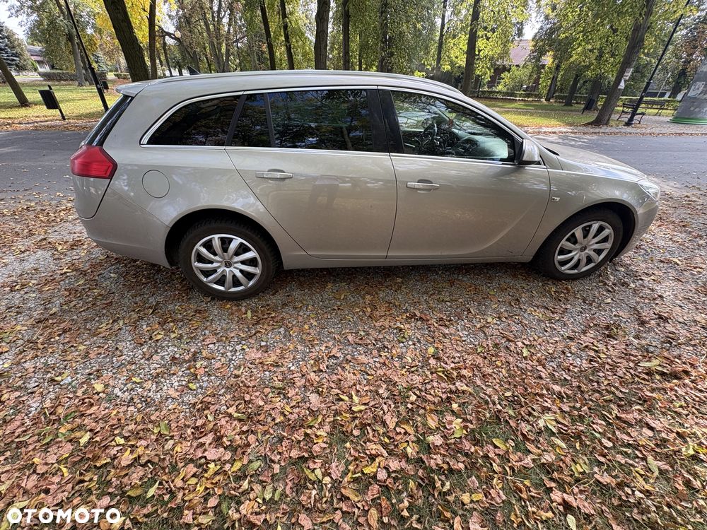 Opel Insignia - 8