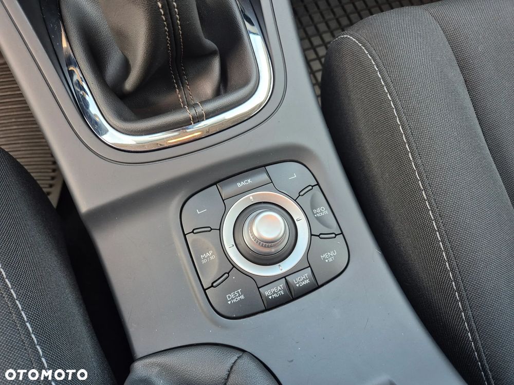 Renault Megane 1.5 dCi Confort Authentique - 17