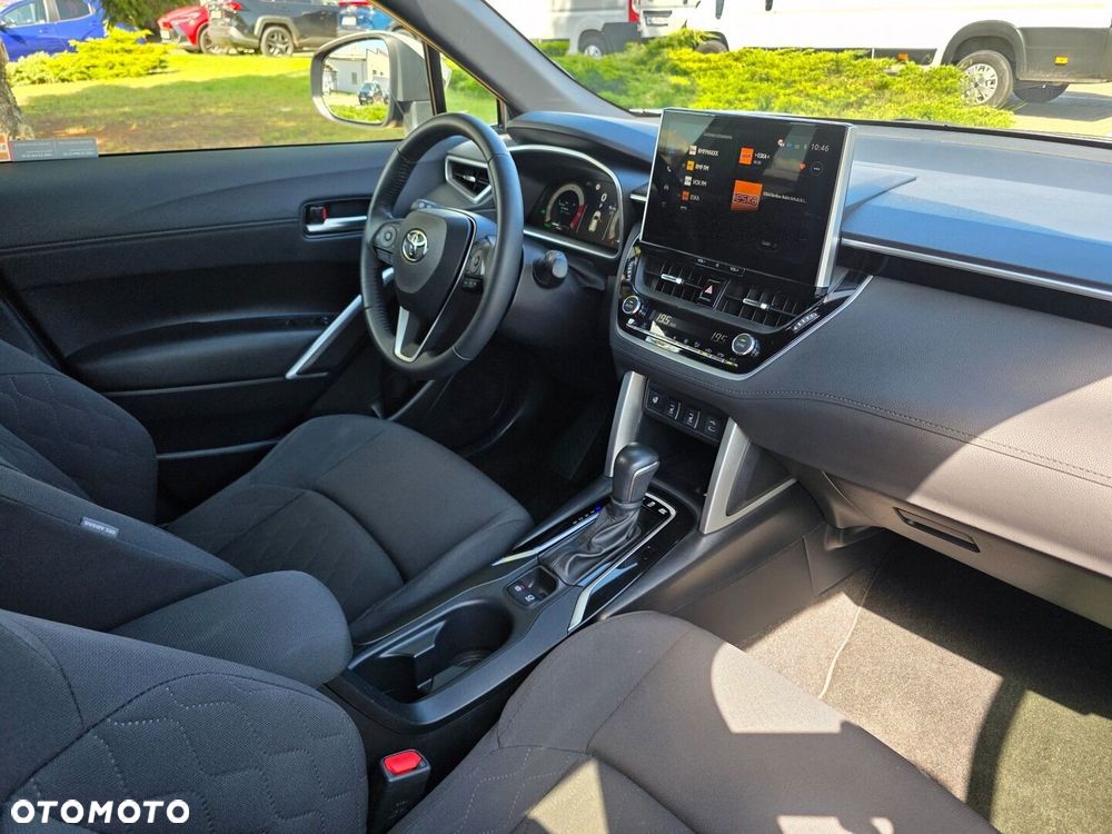 Toyota Corolla Cross - 35