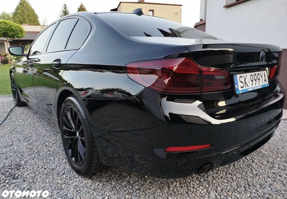 BMW Seria 5 518d Luxury Line sport - 3