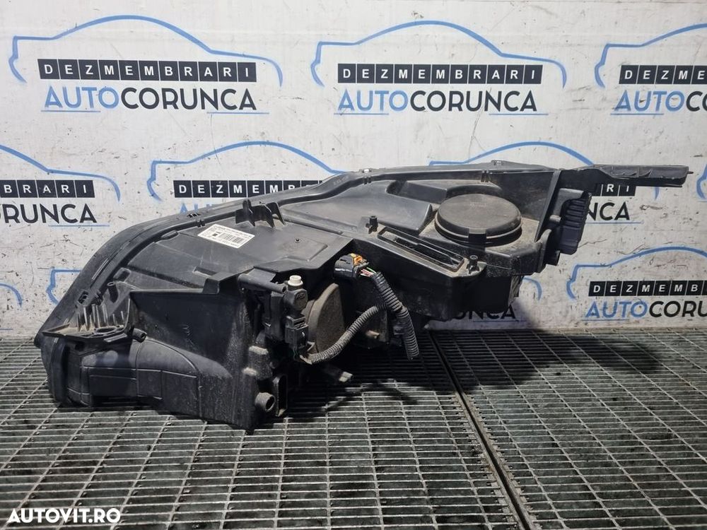 Far Dreapta Peugeot 3008 II 2016 - 2020 SUV 4 Usi (1316) Fara xenon .P900851172955 - 3