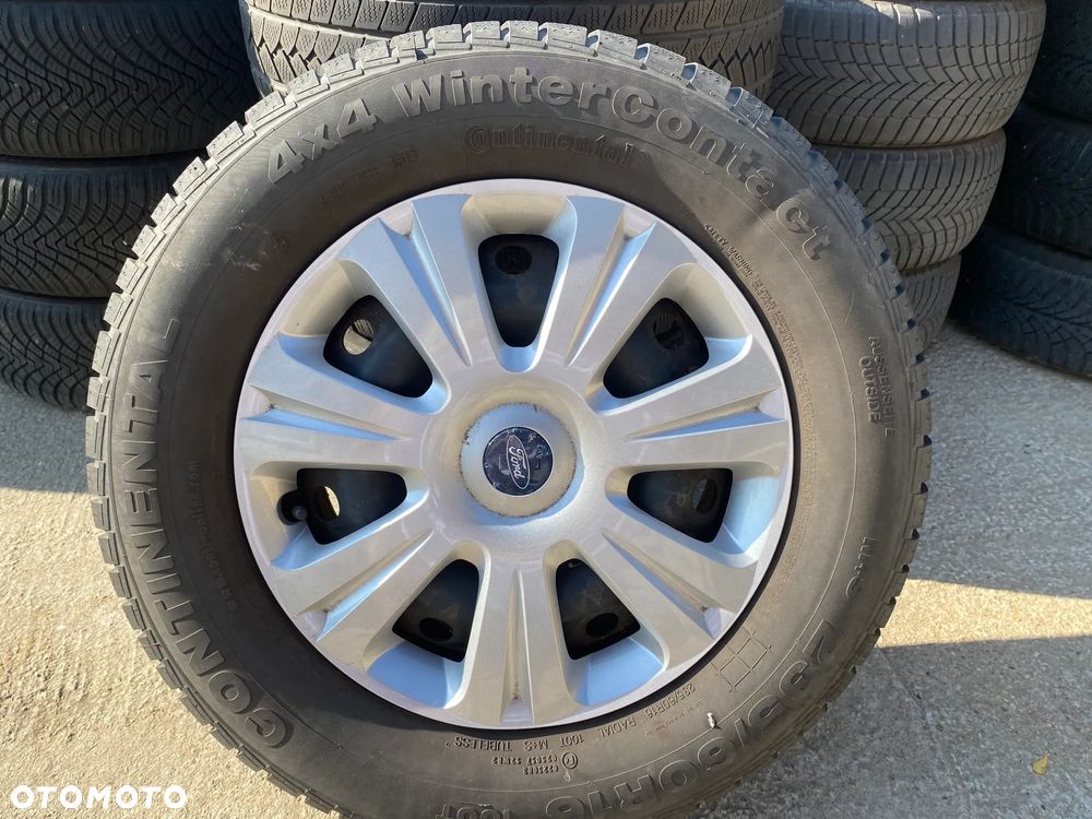 Ford Kuga 2.0 TDCi AWD Titanium - 27