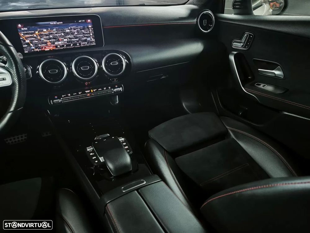 Mercedes-Benz A 250 Limousine e AMG Line - 17