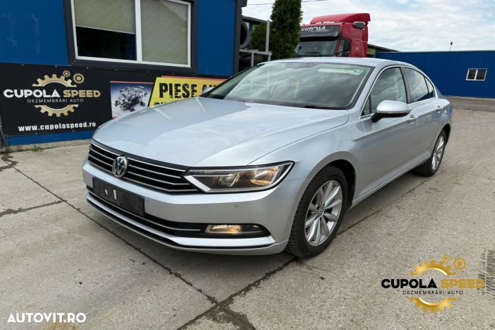 Lampa plafon fata 5G0868837 Volkswagen VW Passat B8 [2014 - 2020] - 5