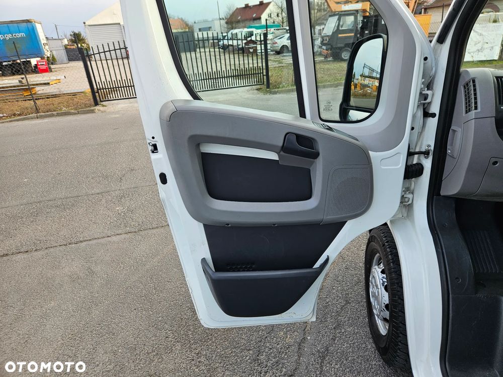 Citroën jumper - 11