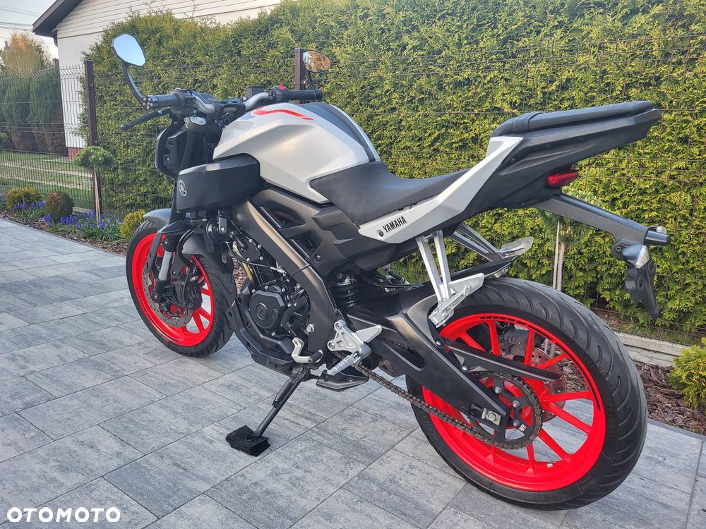 Yamaha MT - 15