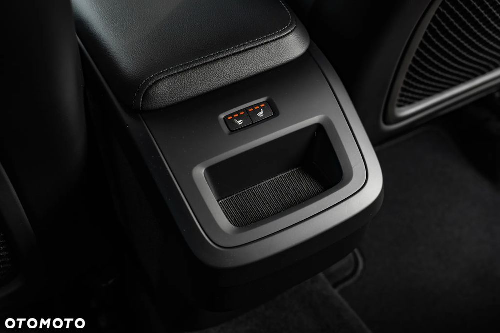 Volvo XC 60 B4 D Core - 28
