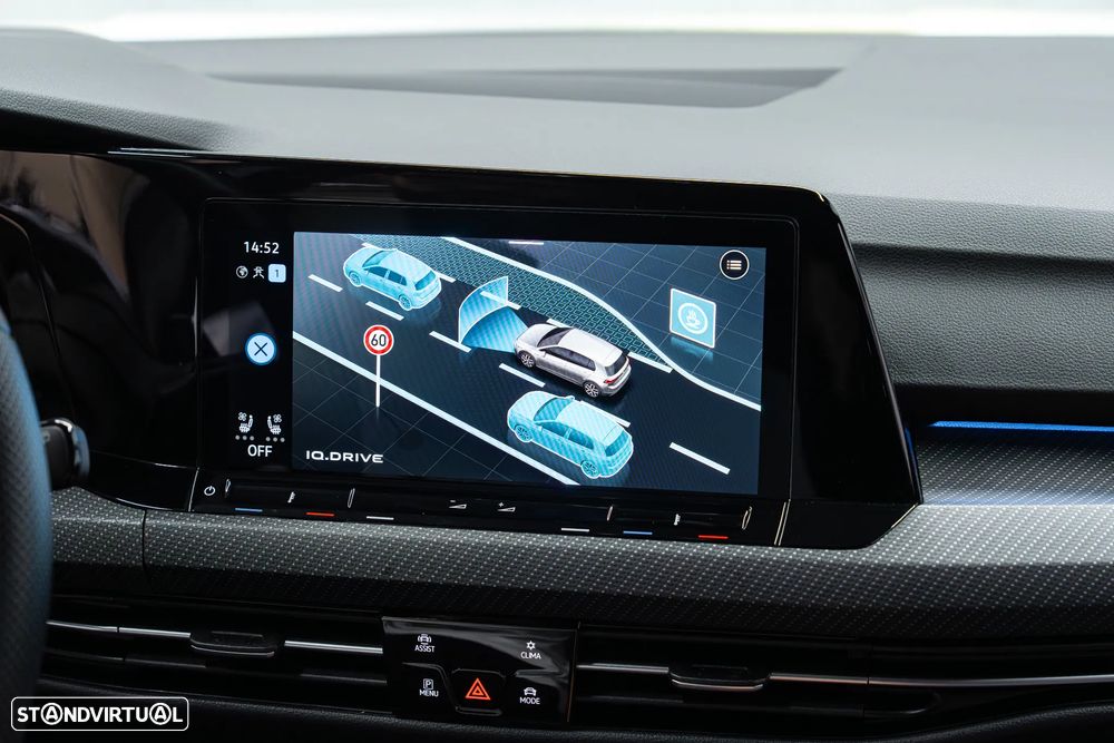 VW Golf 2.0 TSI OPF 4Motion DSG R Performance - 32