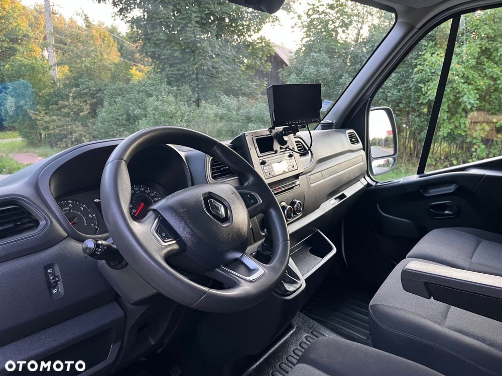 Renault Master - 24