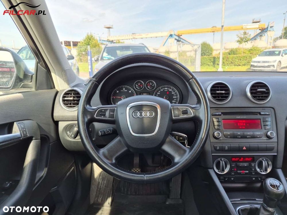Audi A3 Sportback - 11