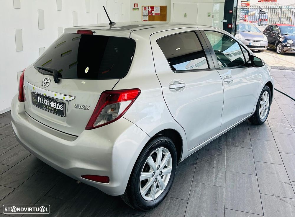 Toyota Yaris 1.0 VVT-i - 6