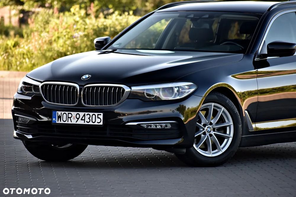 BMW Seria 5 520i - 18