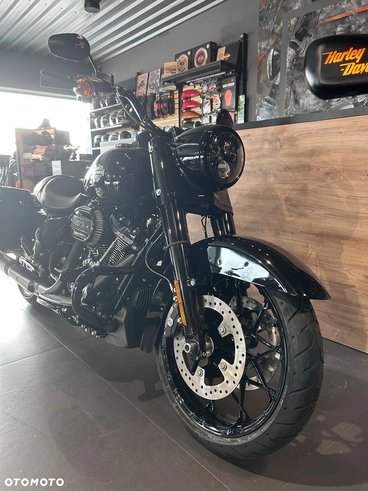 Harley-Davidson Touring Road King - 2