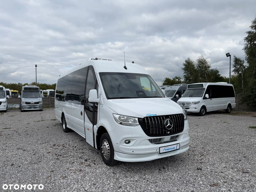 Mercedes-Benz Sprinter 519