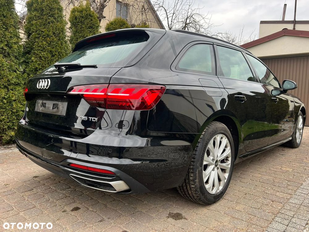 Audi A4 Avant 35 TDI Sport S tronic - 4