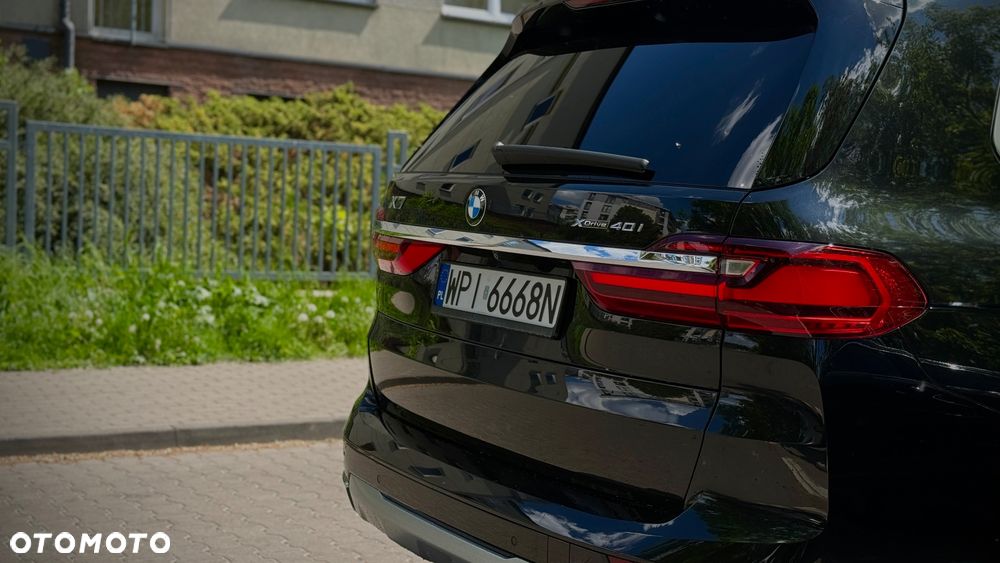 BMW X7 xDrive40i - 21