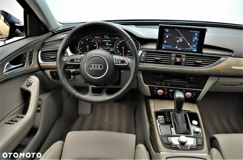 Audi A6 Avant - 16