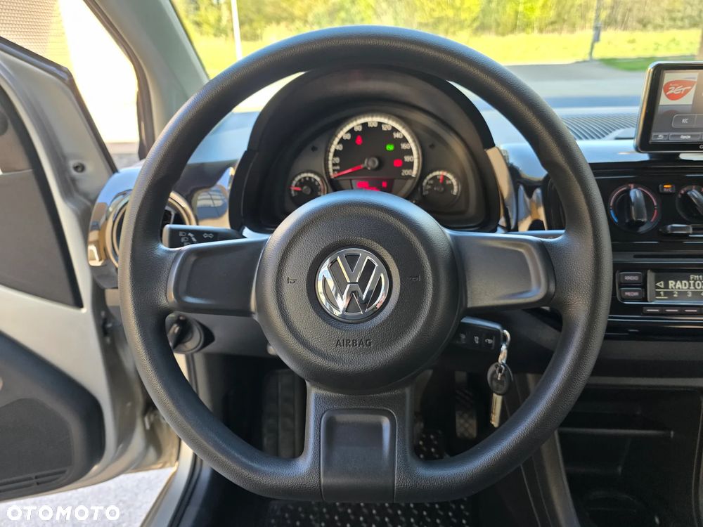 Volkswagen up! 1.0 move CityLine - 24