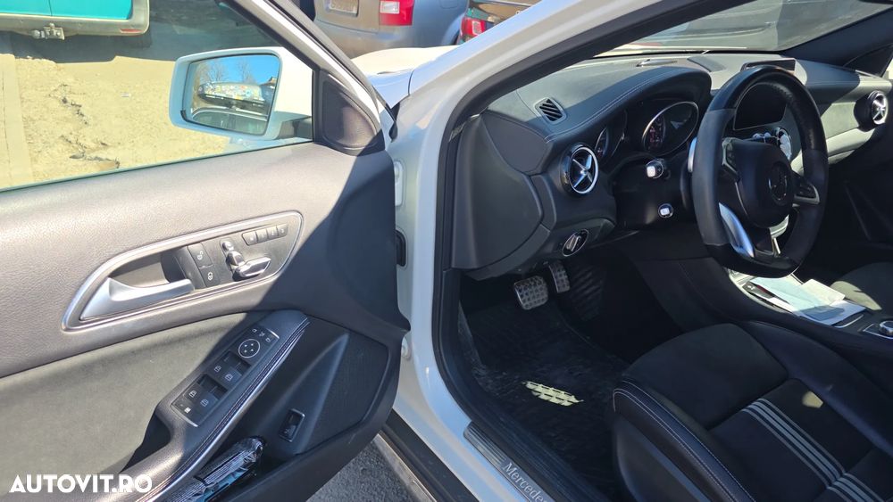 Mercedes-Benz GLA 250 4MATIC 7G-DCT Peak Edition - 5