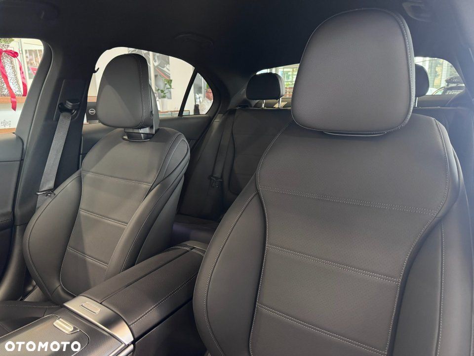 Mercedes-Benz Klasa C - 16