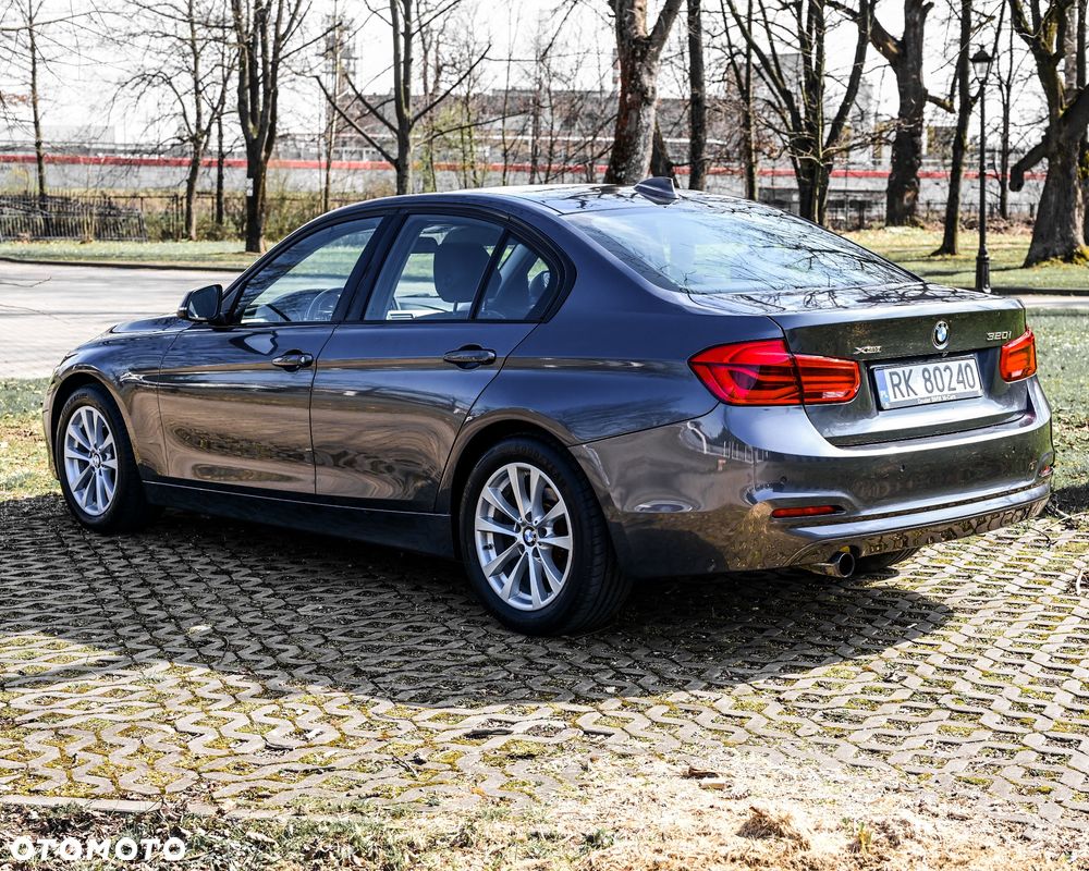 BMW Seria 3 320i xDrive Edition Luxury Line Purity - 9