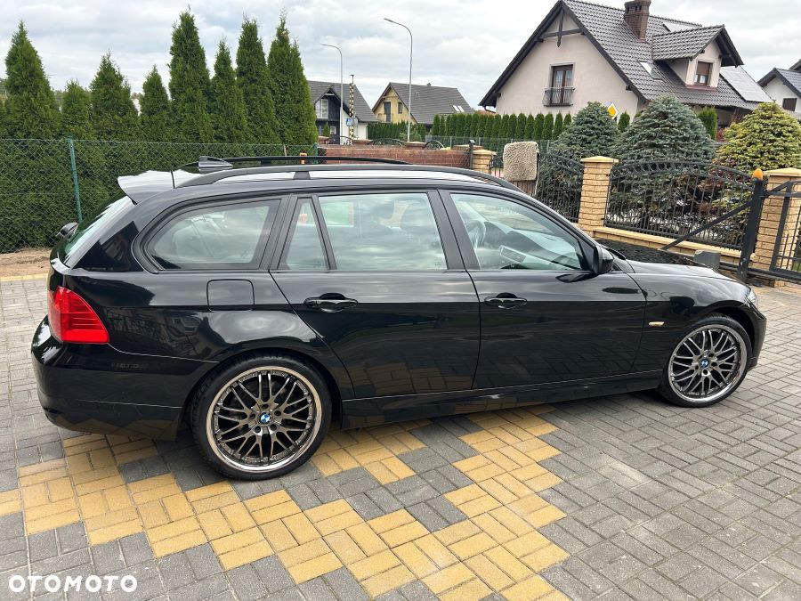 BMW Seria 3 320d DPF - 8