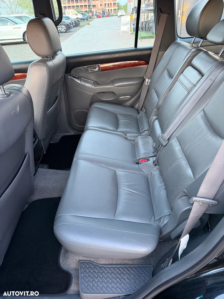 Toyota Land Cruiser 3.0 TD-4D Aut Executive - 11