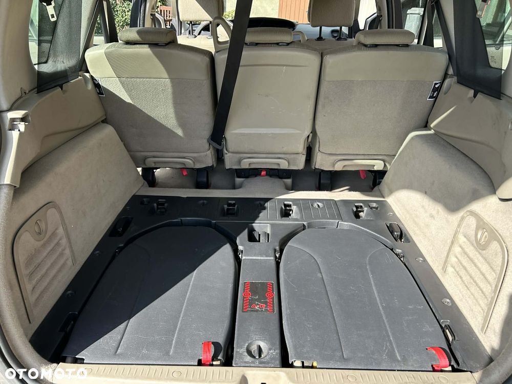 Renault Grand Scenic Gr 1.9 dCi Alize - 26