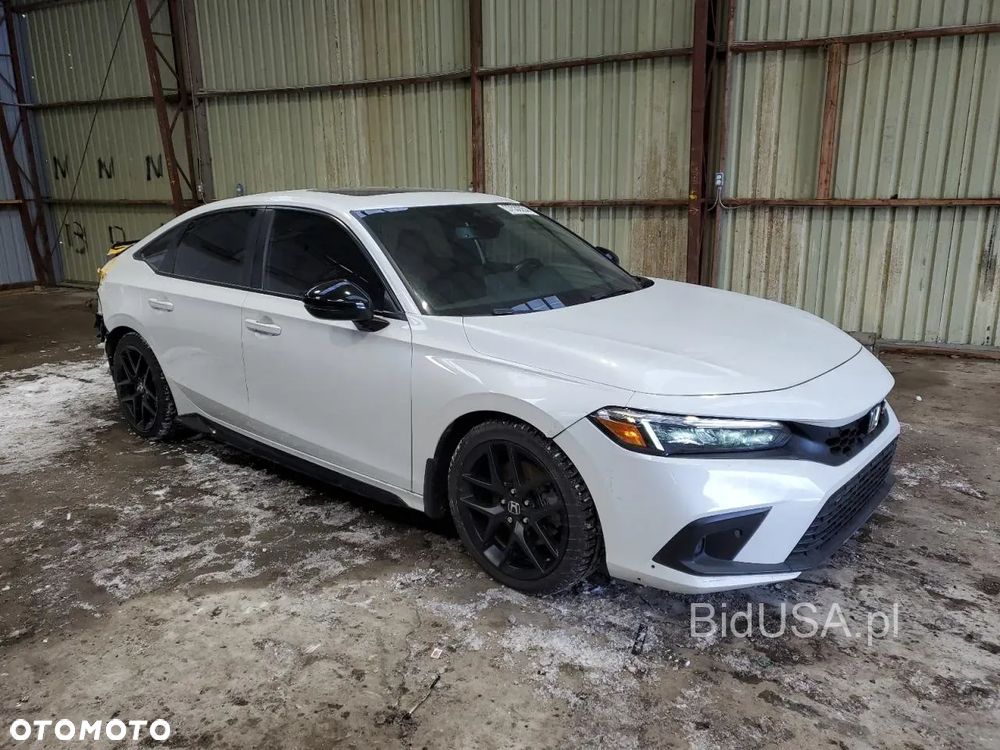 Honda Civic 1.5 i-VTEC Turbo Elegance - 3