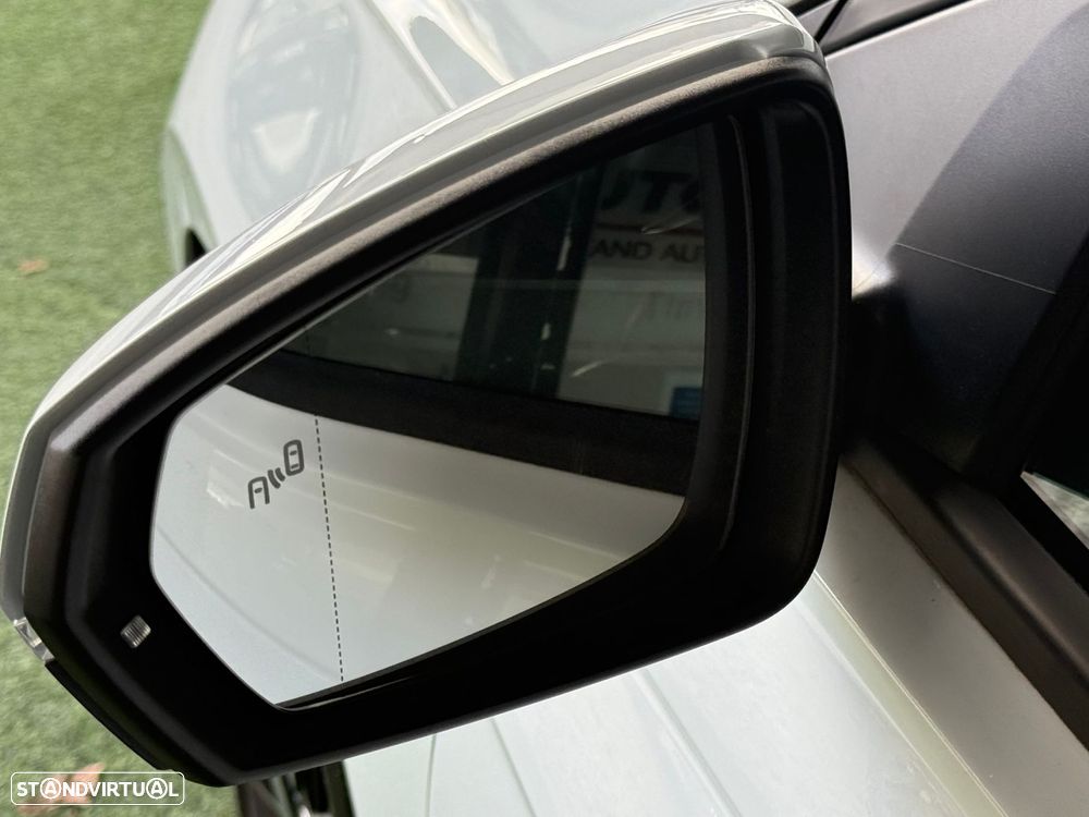 VW Polo 2.0 TSI GTI DSG - 26