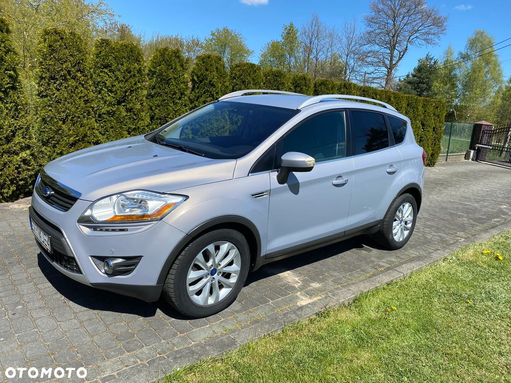 Ford Kuga 2.0 TDCi 2x4 Titanium - 10