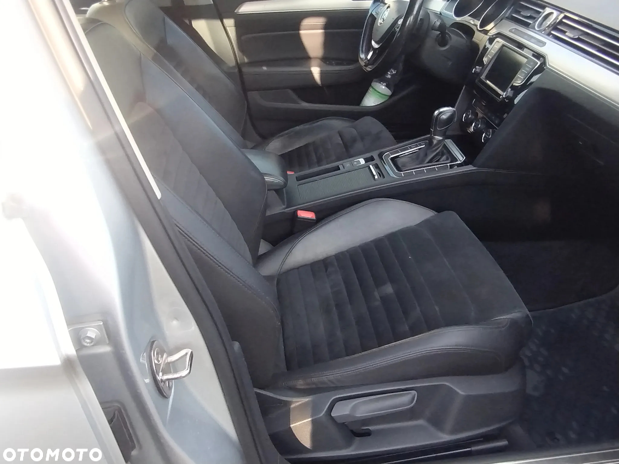 Volkswagen Passat 2.0 TDI BMT Highline DSG - 16