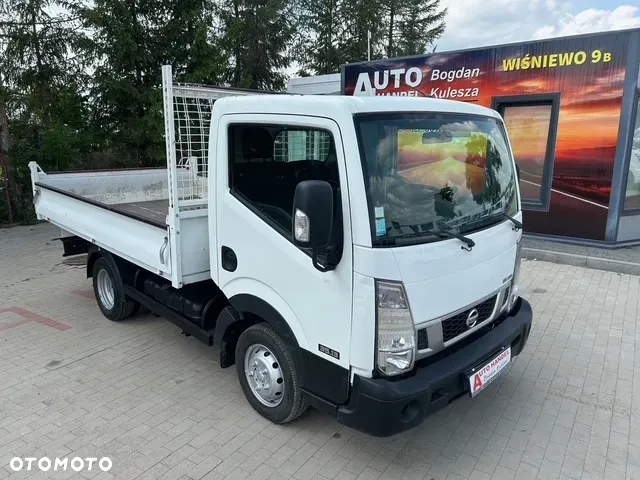 Nissan NT 400 - 9