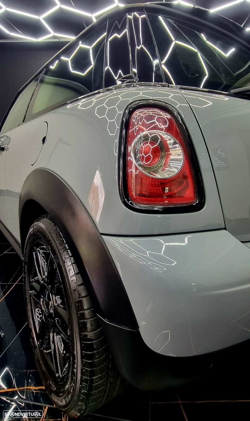 MINI 3 Portas One D - 4