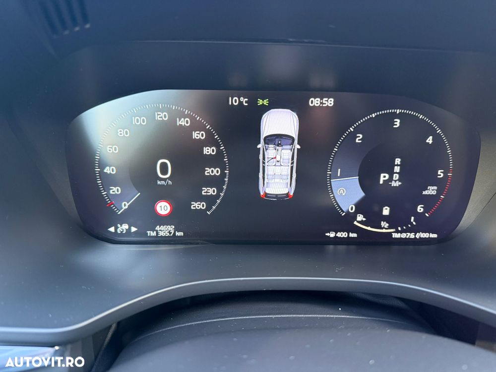 Volvo XC 60 B5 MHEV AT8 AWD Inscription - 8