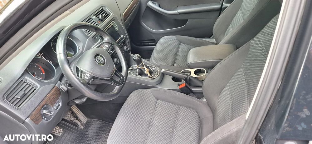 Volkswagen Jetta 1.2 TSI Comfortline - 15