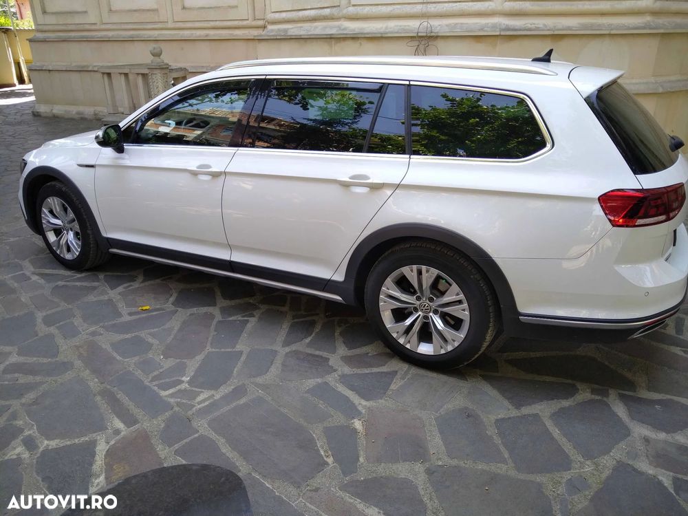 Volkswagen Passat 2.0 TDI 4Motion DSG BlueMotion Tech Highline - 12
