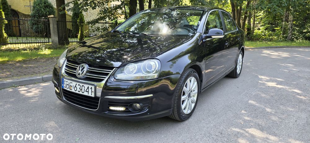Volkswagen Jetta 2.0 TDI DPF Sportline DSG - 38