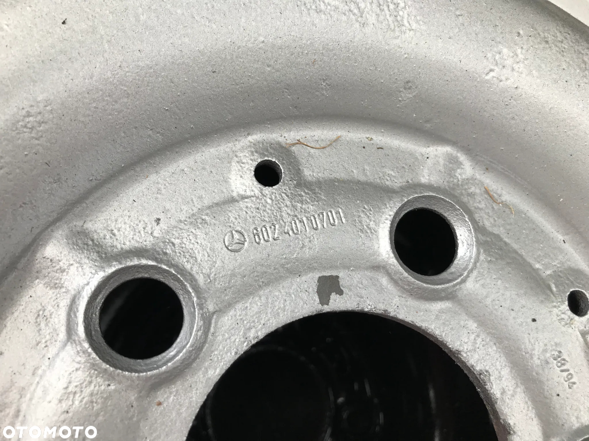 Felga Mercedes Kaczka Pocztowiec 6x15 5x130 A6024010701 - 2