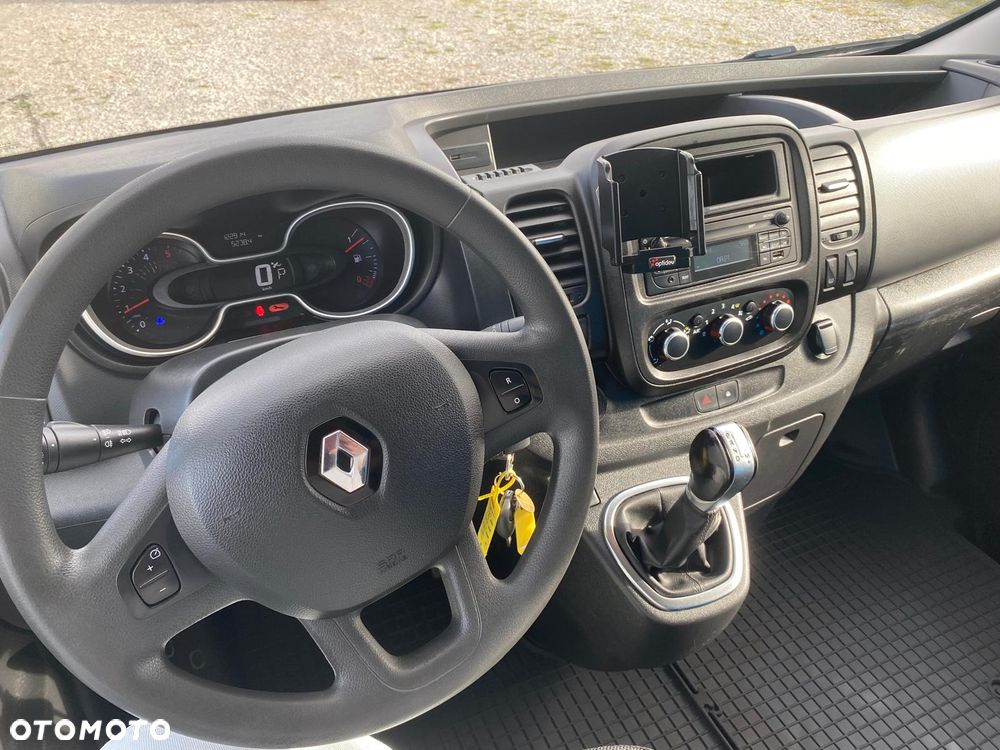 Renault Trafic - 15
