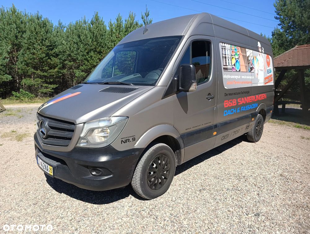 Mercedes-Benz Sprinter - 1
