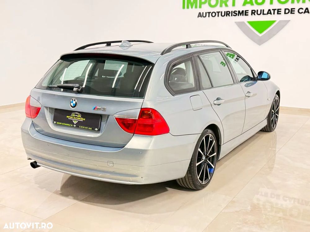 BMW Seria 3 320d DPF Touring Aut. - 14
