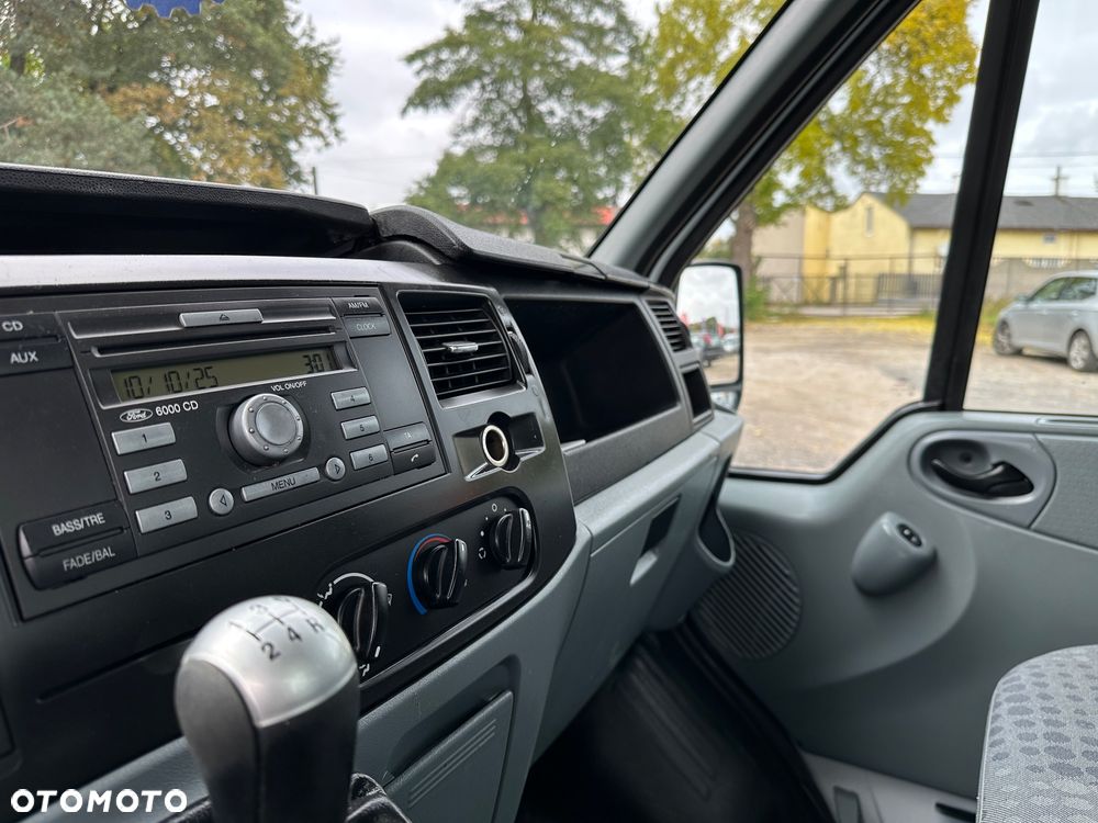 Ford Transit 300S - 27