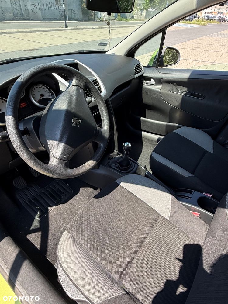 Peugeot 207 1.4 16V Presence - 7