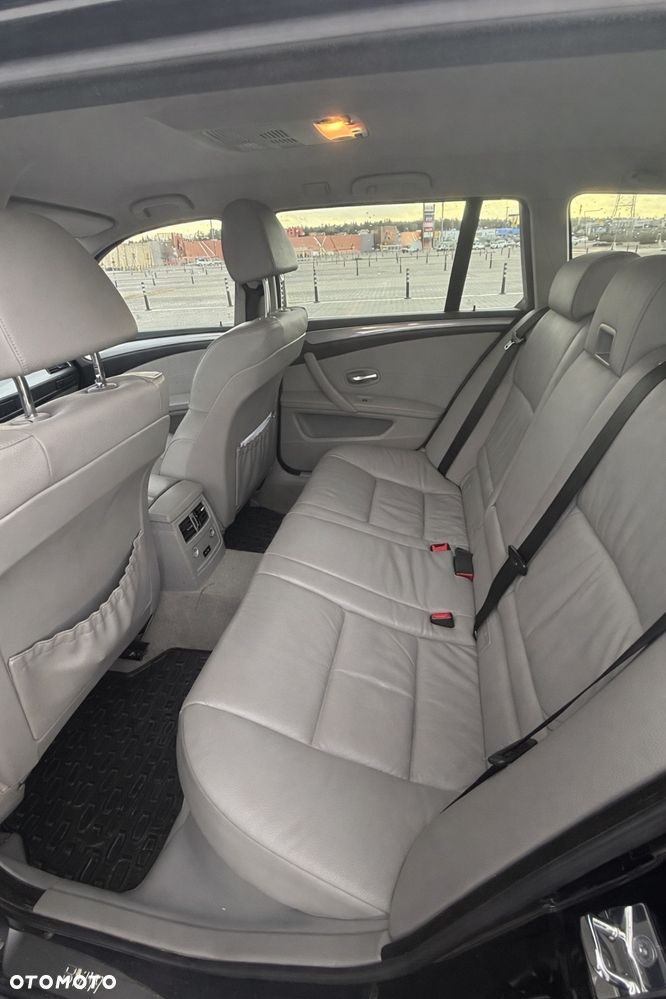 BMW Seria 5 - 8