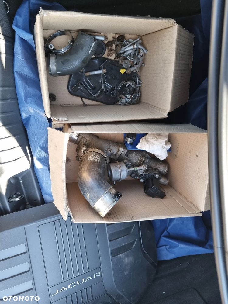 Jaguar XF 3.0 TDV6 Prestige - 8