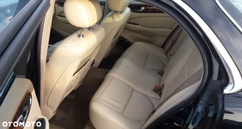 Jaguar XJ XJ8 3.5 - 11